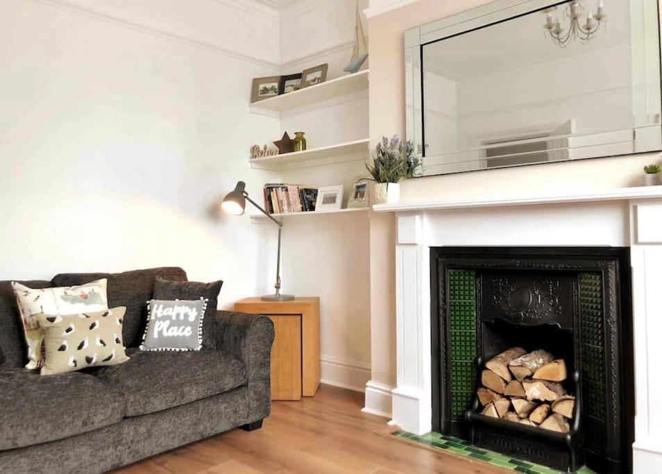 Sunny Seaside Beach House Lytham Centre Sleeps 8 Lytham St Annes Exterior photo