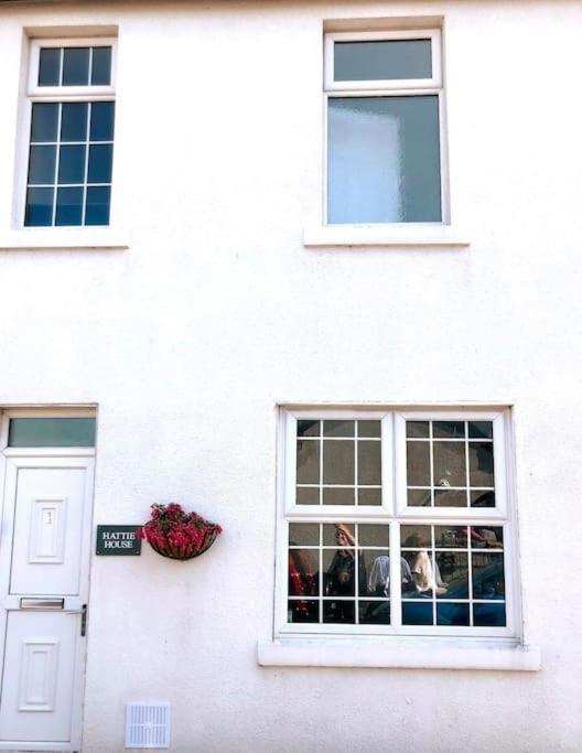 Sunny Seaside Beach House Lytham Centre Sleeps 8 Lytham St Annes Exterior photo