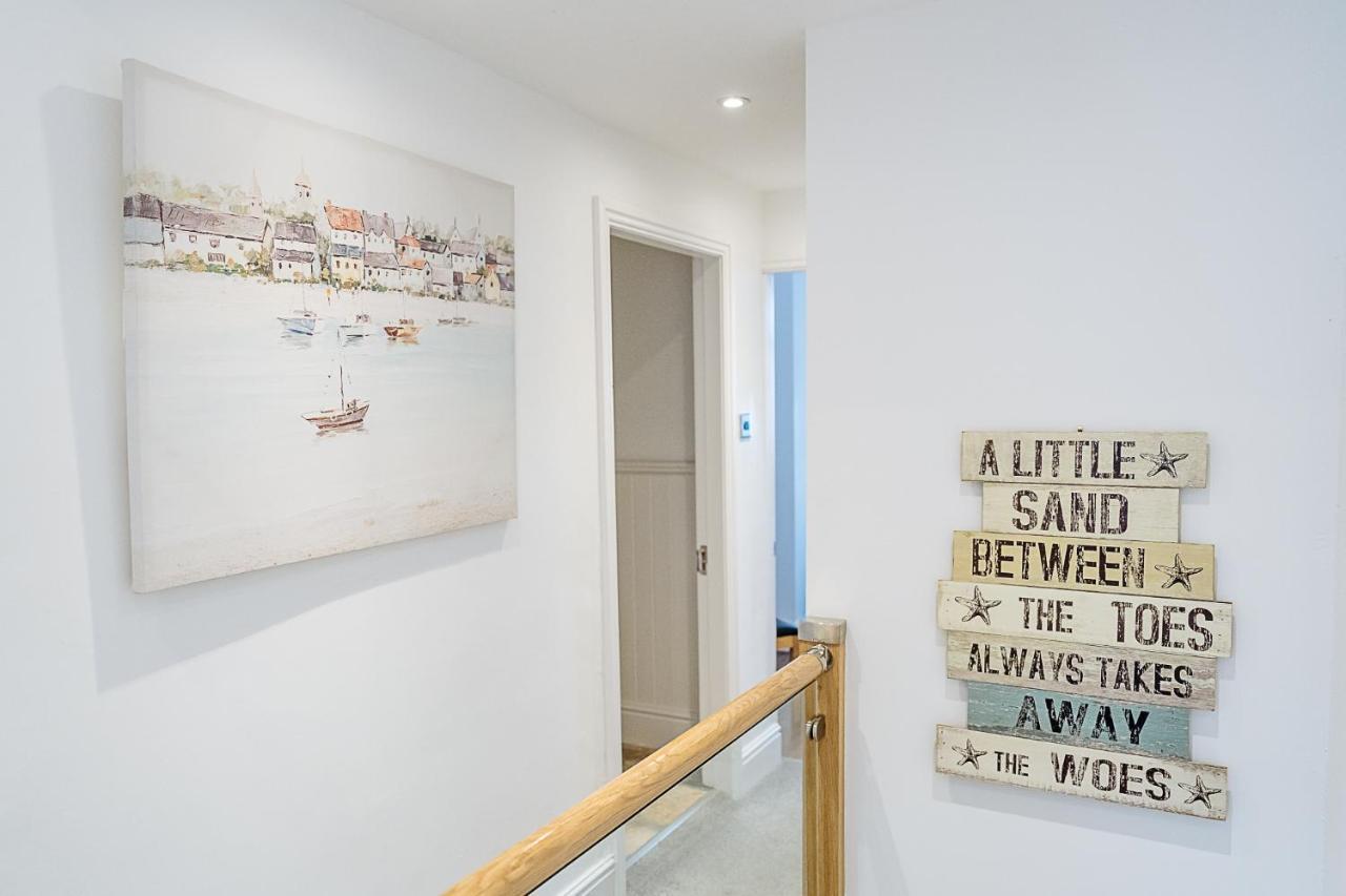Sunny Seaside Beach House Lytham Centre Sleeps 8 Lytham St Annes Exterior photo